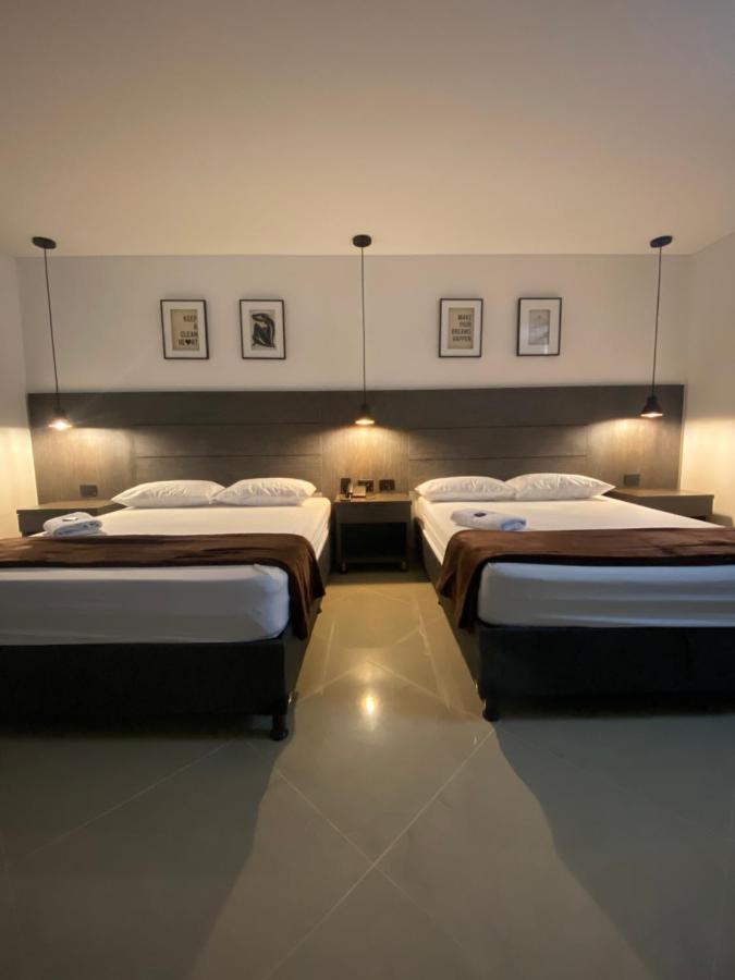 Hotel California City Medellín Dış mekan fotoğraf