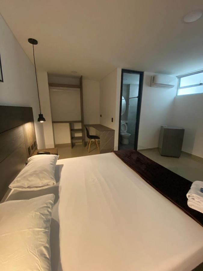 Hotel California City Medellín Dış mekan fotoğraf