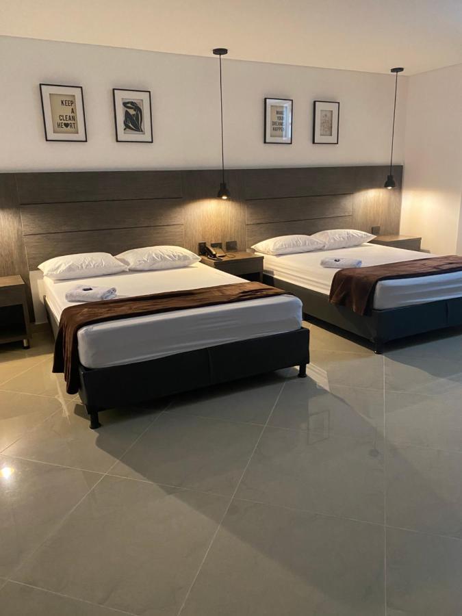 Hotel California City Medellín Dış mekan fotoğraf
