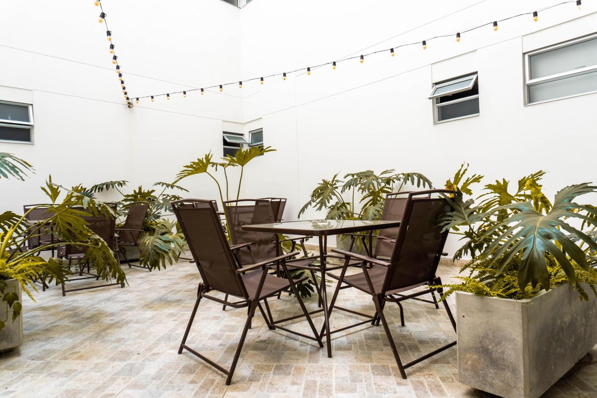 Hotel California City Medellín Dış mekan fotoğraf
