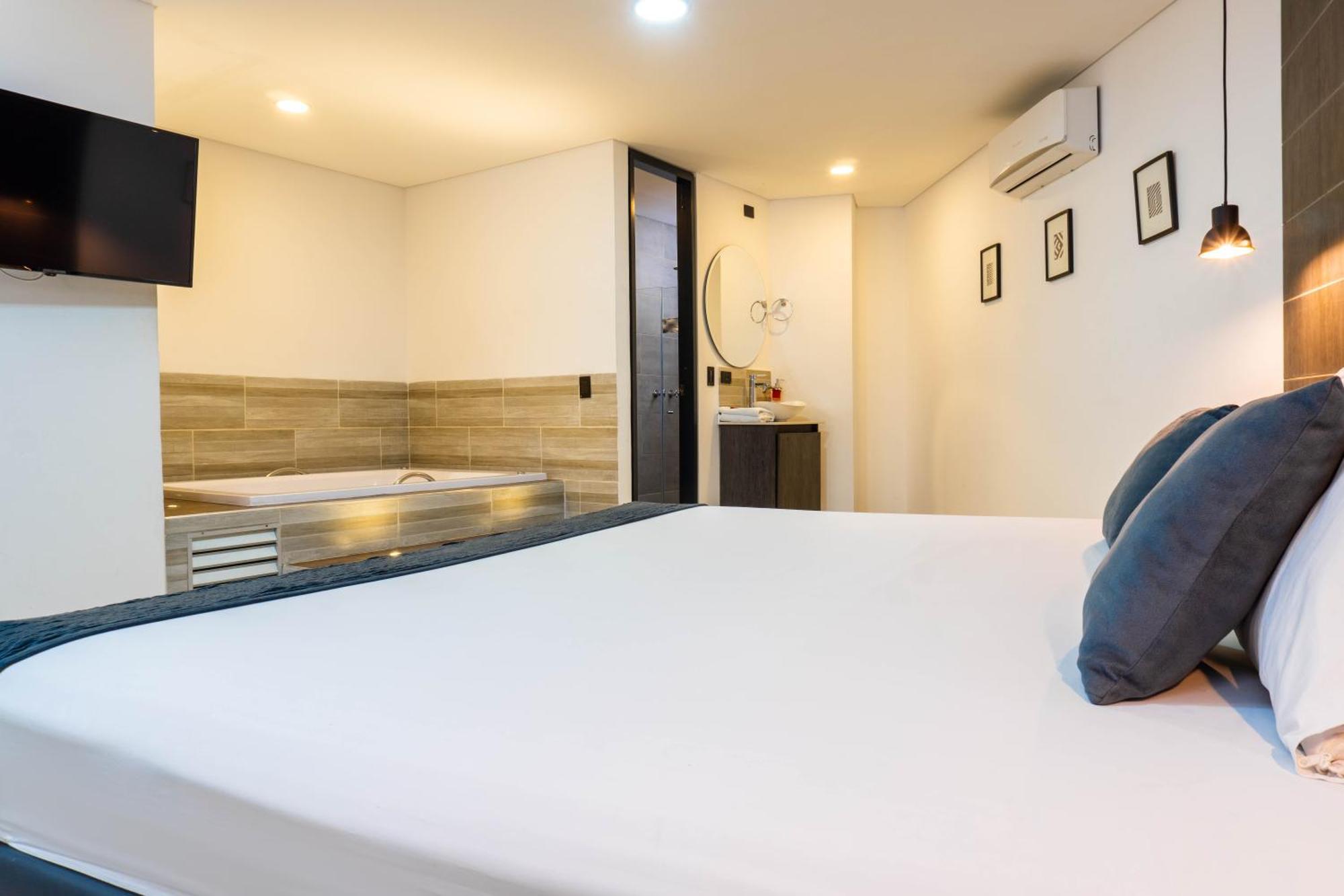 Hotel California City Medellín Dış mekan fotoğraf