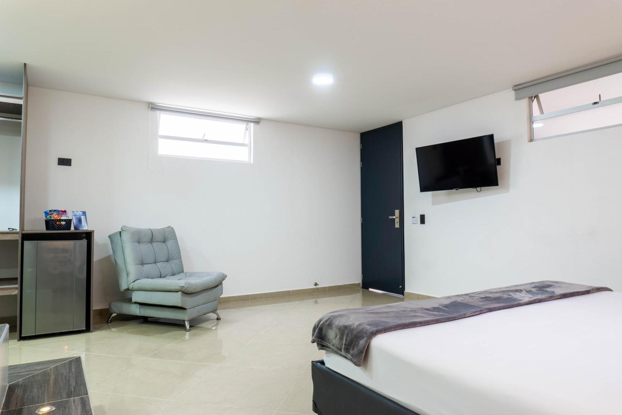 Hotel California City Medellín Dış mekan fotoğraf